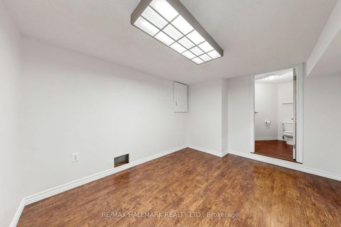 Photo 24 at 145 Old Surrey Lane, South Richvale, Richmond Hill