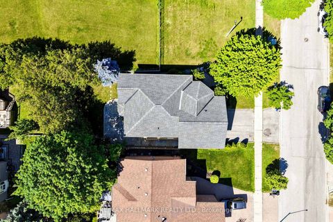 Photo 30 at 145 Old Surrey Lane, South Richvale, Richmond Hill