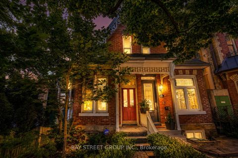Photo 1 at 236 Seaton Street, Moss Park, Toronto