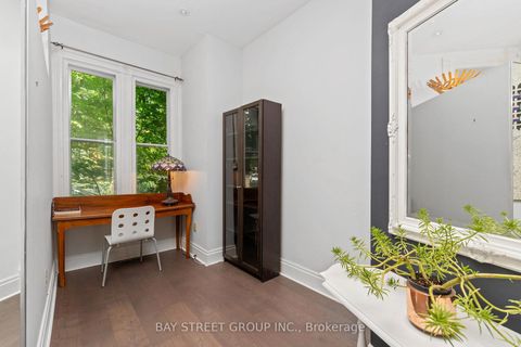 Photo 6 at 236 Seaton Street, Moss Park, Toronto