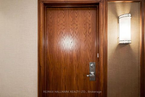 Photo 7 at 621 - 68 Corporate Drive, Woburn, Toronto
