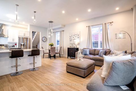 Photo 2 at 611 Northcliffe Boulevard, Oakwood Village, Toronto