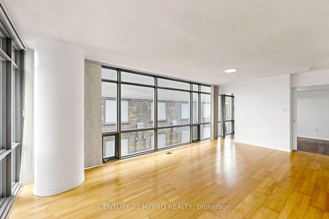 Photo 2 at 708 - 38 Grenville Street, Bay Street Corridor, Toronto