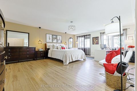 Photo 16 at 173 Selwyn Road, Jefferson, Richmond Hill