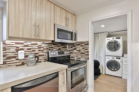 Photo 8 at 255 Parkway Avenue, Keswick South, Georgina