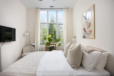 Photo 10 at 107 - 1 Neighbourhood Lane, Queensway, Toronto