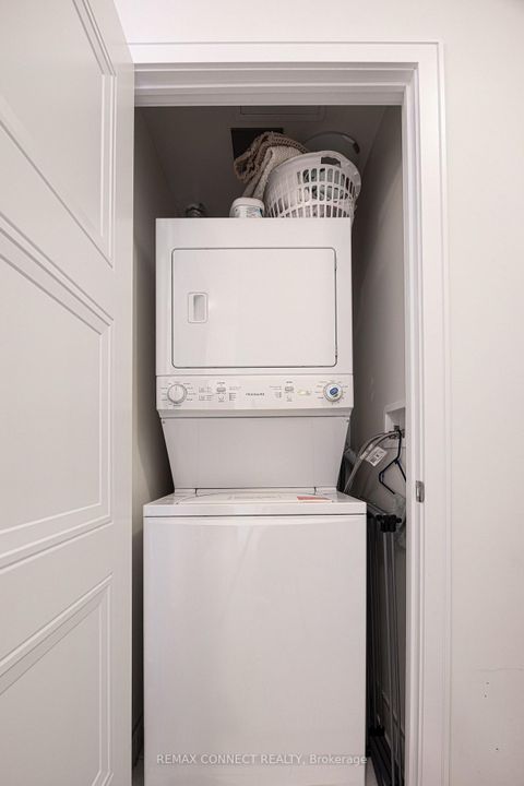 Photo 18 at 107 - 1 Neighbourhood Lane, Queensway, Toronto