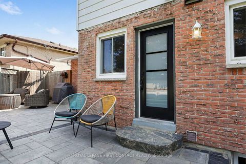 Photo 32 at 12 Davies Crescent, Grove East, Barrie