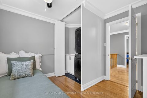 Photo 25 at 15 Klamath Court, Maple, Vaughan