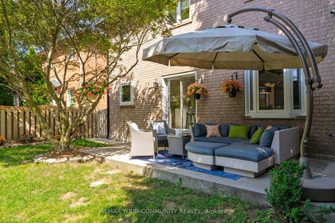 Photo 31 at 15 Klamath Court, Maple, Vaughan
