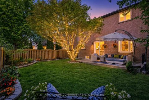 Photo 33 at 15 Klamath Court, Maple, Vaughan