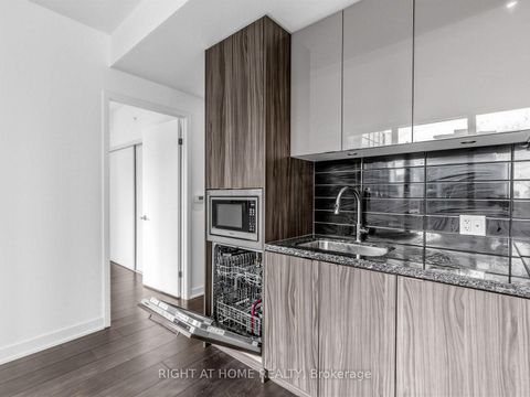 Photo 16 at 3215 - 115 Blue Jays Way, Waterfront Communities C1, Toronto