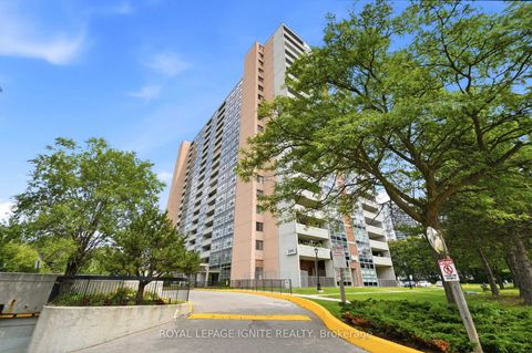 Photo 2 at 903 - 3380 Eglinton Avenue, Scarborough Village, Toronto