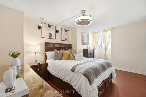 Photo 11 at 903 - 3380 Eglinton Avenue, Scarborough Village, Toronto
