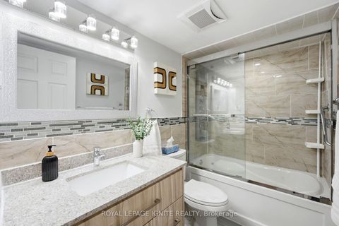 Photo 14 at 903 - 3380 Eglinton Avenue, Scarborough Village, Toronto