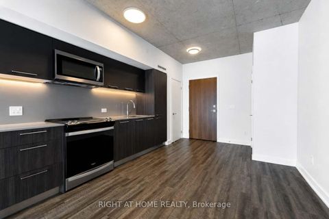 Photo 6 at 903 - 45 BASEBALL Place, South Riverdale, Toronto