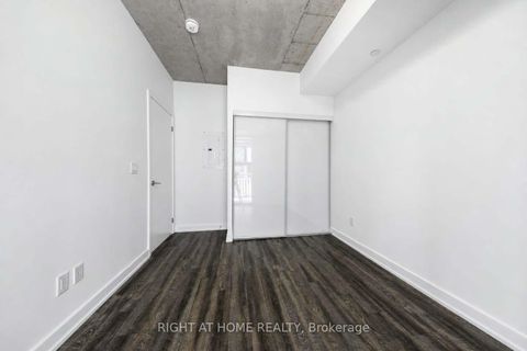 Photo 18 at 903 - 45 BASEBALL Place, South Riverdale, Toronto