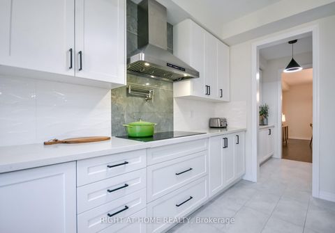 Photo 10 at 243 CENTRE Street, Stayner, Clearview