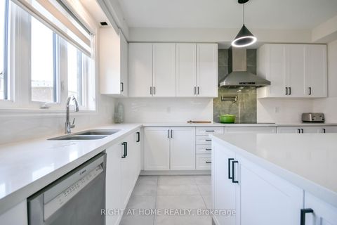 Photo 11 at 243 CENTRE Street, Stayner, Clearview