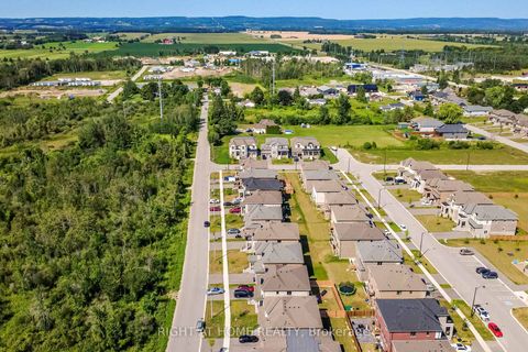 Photo 37 at 243 CENTRE Street, Stayner, Clearview