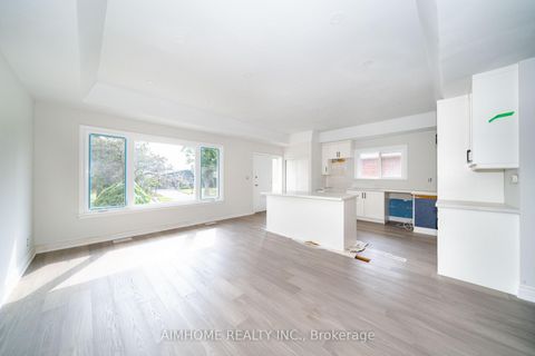 Photo 4 at 36 Moraine Hill Drive, Sullivan, Toronto