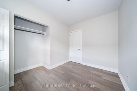 Photo 7 at 36 Moraine Hill Drive, Sullivan, Toronto