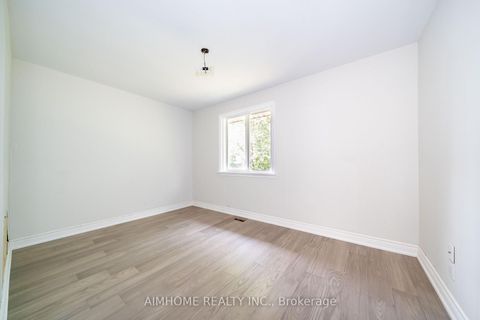 Photo 10 at 36 Moraine Hill Drive, Sullivan, Toronto