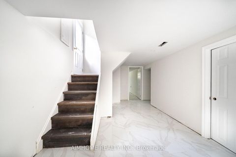 Photo 19 at 36 Moraine Hill Drive, Sullivan, Toronto