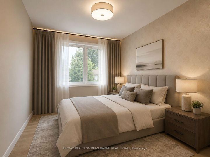 Photo 10 at 33 Sumner Heights Drive, Bayview Village, Toronto