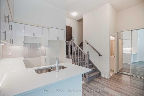 Photo 4 at Th 104 - 39 Annie Craig Drive, Mimico, Toronto