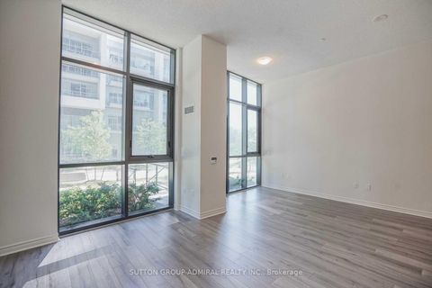 Photo 7 at Th 104 - 39 Annie Craig Drive, Mimico, Toronto