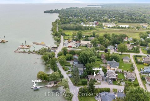 Photo 1 at 427 Lake Drive E, Historic Lakeshore Communities, Georgina