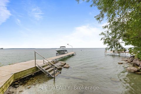 Photo 3 at 427 Lake Drive E, Historic Lakeshore Communities, Georgina
