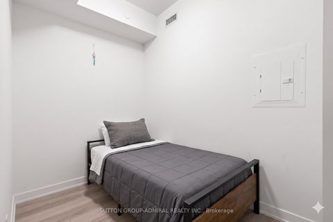 Photo 19 at 208 - 15 Queens Quay E, Waterfront Communities C8, Toronto