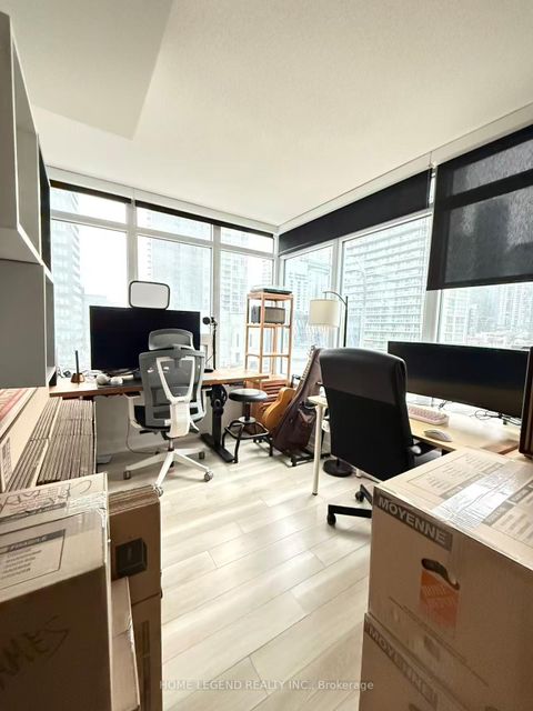 Photo 9 at 710 - 17 Bathurst Street, Waterfront Communities C1, Toronto