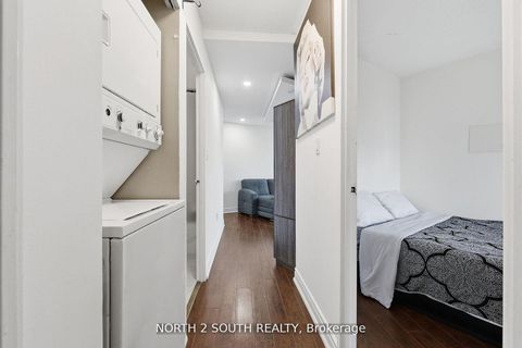 Photo 9 at 505 - 270 Queens Quay W, Waterfront Communities C1, Toronto