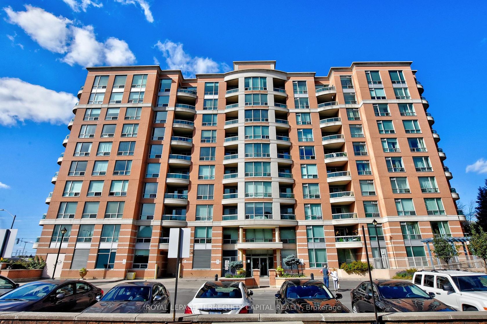 507 - 745 New Westminster Drive, Brownridge, Vaughan photo 3