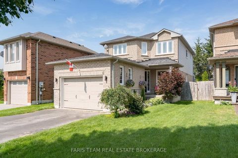 Photo 0 at 4 Bluegrass Drive, Holly, Barrie