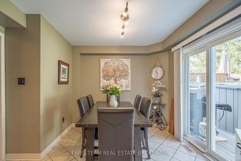 Photo 9 at 4 Bluegrass Drive, Holly, Barrie