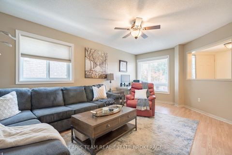 Photo 12 at 4 Bluegrass Drive, Holly, Barrie