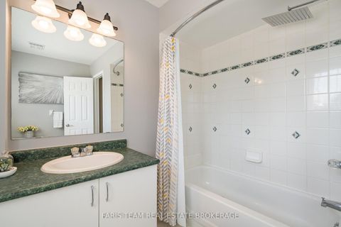 Photo 22 at 4 Bluegrass Drive, Holly, Barrie