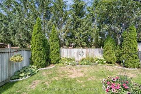 Photo 29 at 4 Bluegrass Drive, Holly, Barrie