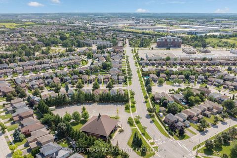 Photo 36 at 4 Bluegrass Drive, Holly, Barrie