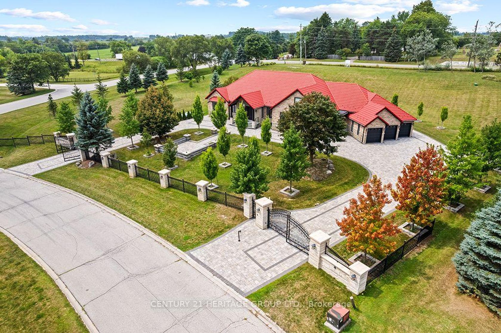 4 Loch Erne Lane, Nobleton, King photo 1