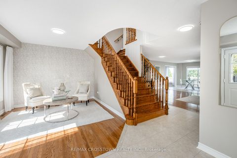 Photo 5 at 22 Maple Crown Terrace, Shore, Barrie