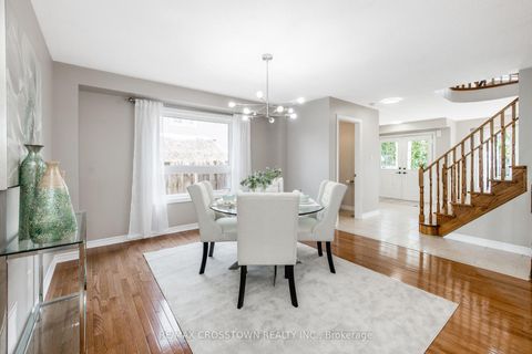 Photo 7 at 22 Maple Crown Terrace, Shore, Barrie