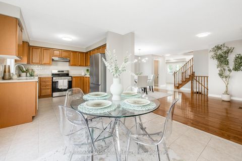Photo 14 at 22 Maple Crown Terrace, Shore, Barrie