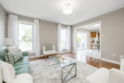 Photo 18 at 22 Maple Crown Terrace, Shore, Barrie