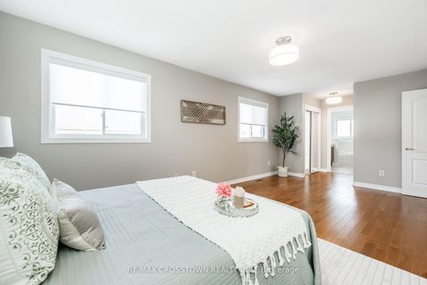 Photo 29 at 22 Maple Crown Terrace, Shore, Barrie