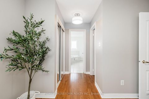 Photo 30 at 22 Maple Crown Terrace, Shore, Barrie